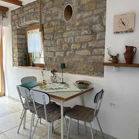 Istrian House Apartmán *